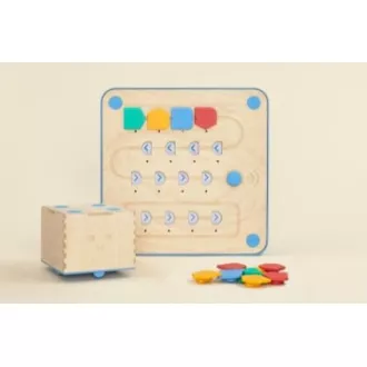 Cubetto interaktivni robot Cubetto interaktivni robot