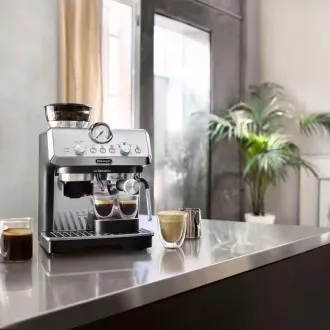 DeLonghi La Specialista Arte aparat za kavu s polugom, 1400 W, ugrađeni mlin, MyLatte mlaznica za paru