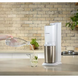 Crystal White proizvođač gazirane vode SODA Crystal White proizvođač gazirane vode SODA