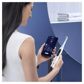 IO9 SERIJA ČETKICA ZA ZUBE ORAL-B