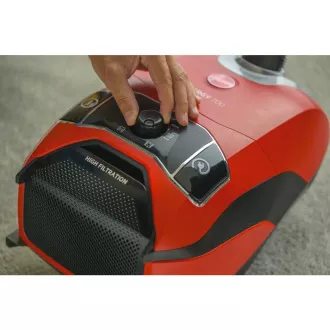 HE710HM 011 USISAVAČ S HOOVER VREĆICOM