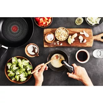 G2557572 PAVAC UNLIMITED 22 cm TEFAL