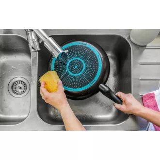 B5670253 SIM.CL. CRVENA TAVA 20 CM TEFAL B5670253 SIM.CL. CRVENA TAVA 20 CM TEFAL