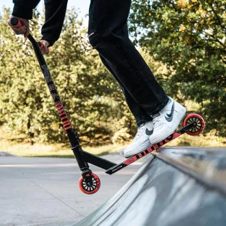 Freestyle skuter MOVINO Stunt NITRO Red 2024