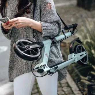 MOVINO X-Way sklopivi romobil s ručnom i nožnom kočnicom, svijetli mint