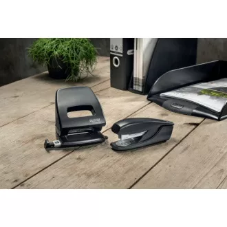 LEITZ Eco-friendly klamerica NeXXt RECYCLE, 30 listova, crna