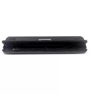 Acer 13u1 Type C Minidock: 3x USB3.0 (prijenos podataka 5 Gbps), 1x USB-C (prijenos podataka 5 Gbps), 1x USB-C isporuka napajanja (do 100 W)