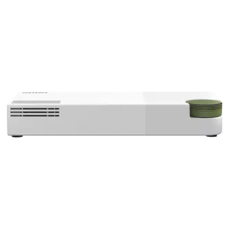 QNAP upravljani preklopnik QSW-M2108-2C (8x 2.5GbE RJ45 i 2x kombinirani 10GbE SFP+ / RJ-45)