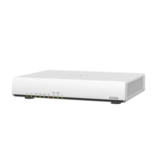 QNAP Wi-Fi 6 SD-WAN usmjerivač QHora-301W (4x GbE / 2x 10GbE / 2x USB 3.2 / 8 internih antena)