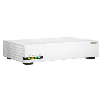 QNAP SD-WAN usmjerivač QHora-322 (4-jezgreni procesor, 4GB DDR4 RAM, 6x 2.5GbE, 3x 10GbE, 1x USB 3.2 Gen1)