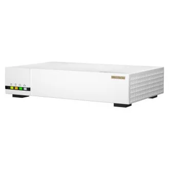 QNAP SD-WAN usmjerivač QHora-322 (4-jezgreni procesor, 4GB DDR4 RAM, 6x 2.5GbE, 3x 10GbE, 1x USB 3.2 Gen1)
