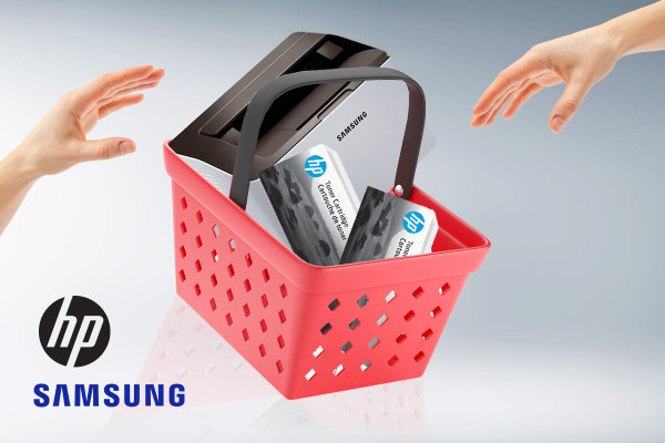 Košarica koja sadrži Samsung printer i dva paketa originalnih HP tonera koji su kompatibilni s printerom.