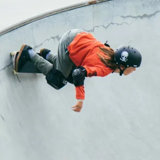 NKX Brain Saver kaciga za freestyle, bijela