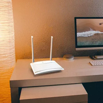 TP-LINK ruter TL-WR820N 2.4GHz, ekstender, pristupna točka, IPv6, 300Mbps, vanjska fiksna antena, 802.11n, VLAN, WPS, mreža za goste